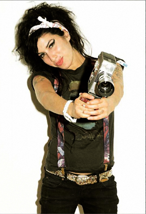 Amy Winehouse PNG - 2147