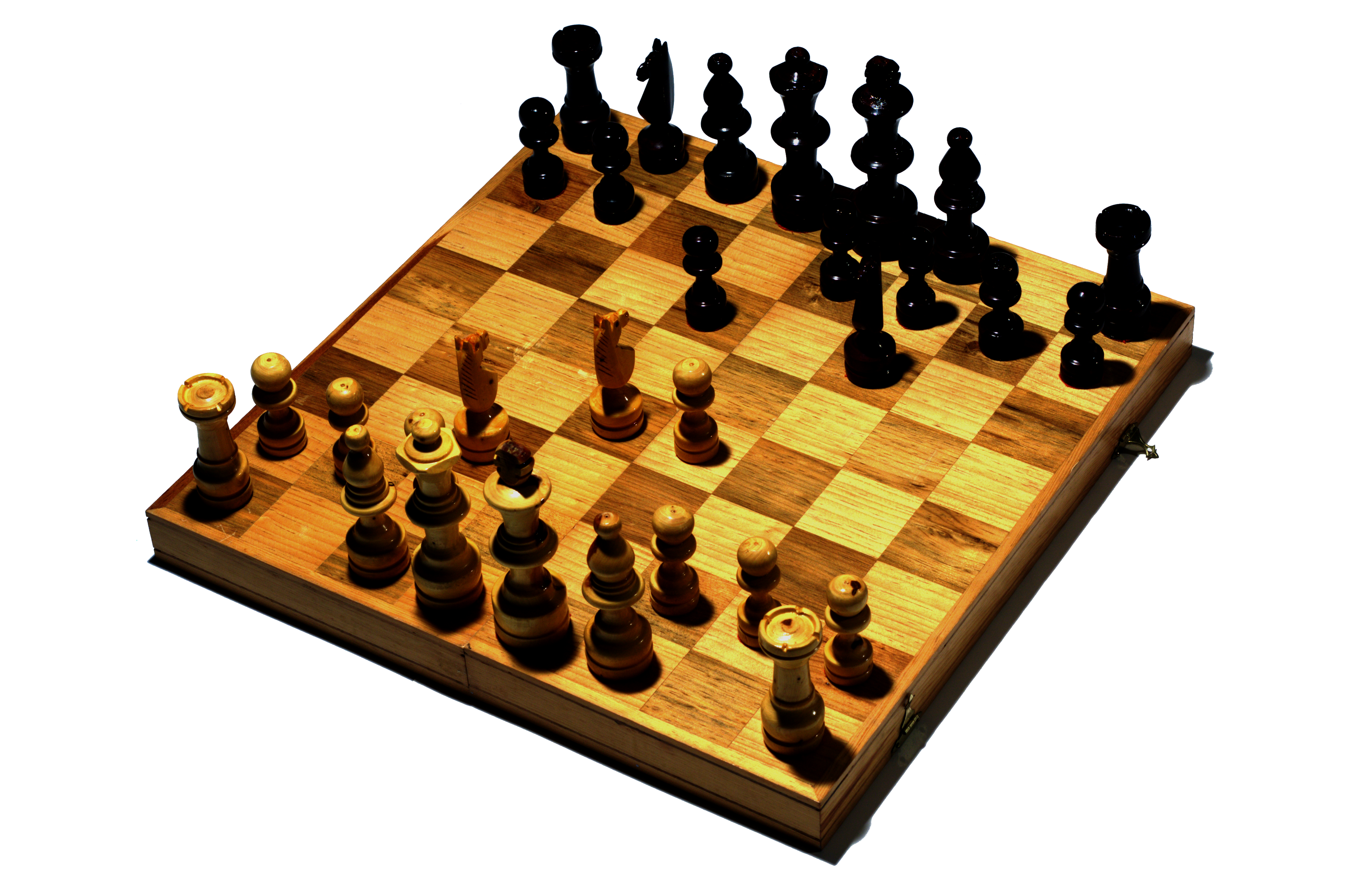 Шахматы на белом фоне