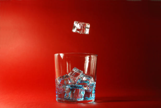 Ice Cubes In Glass PNG - 170862