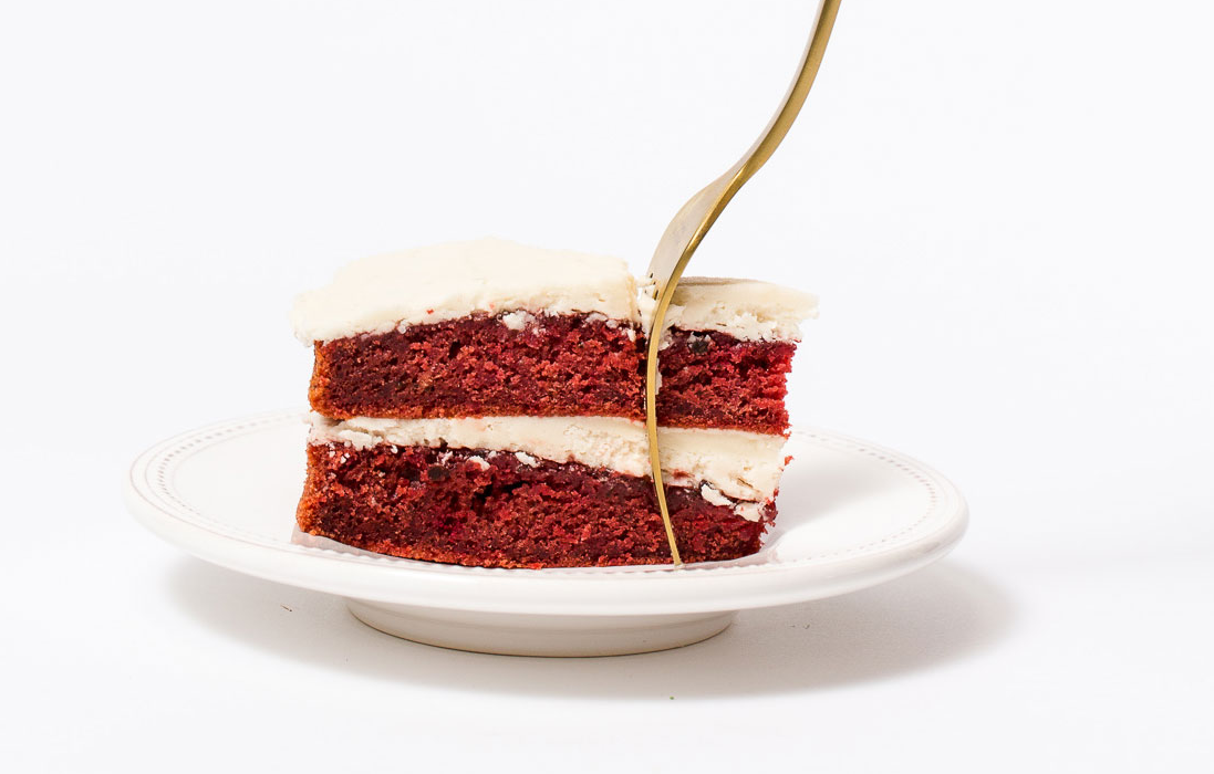 Red Velvet Cake with Raspberr