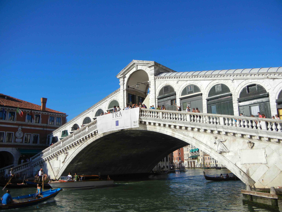 Понте ди Риальто в Венеции