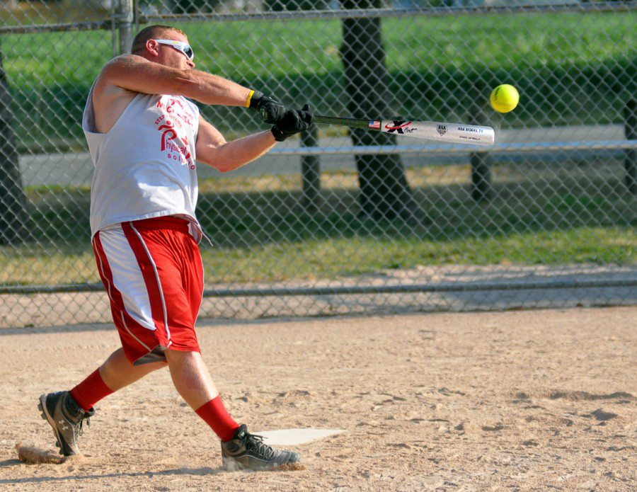 Slowpitch Softball Player PNG - 164460