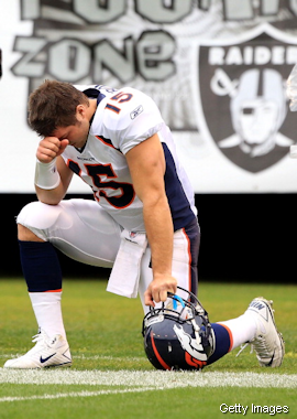 Tim Tebow - tebowing
